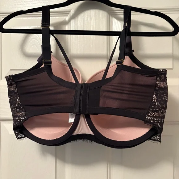 Cacique Seriously Sexy Lace Trimmed Pink and Black Bra - Picture 2 of 9